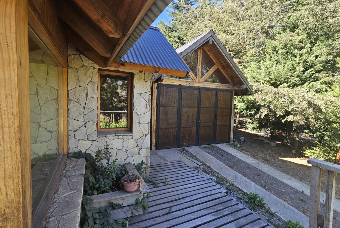 Casa En San Martín De Los Andes, Barrio Rucahue, Neuquén, Patagonia Argentina