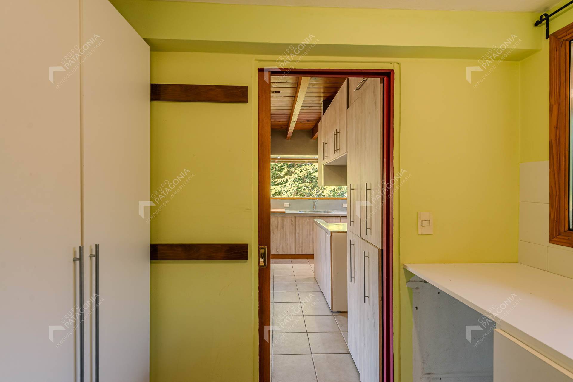 Casa En San Martín De Los Andes, Barrio Rucahue, Neuquén, Patagonia Argentina