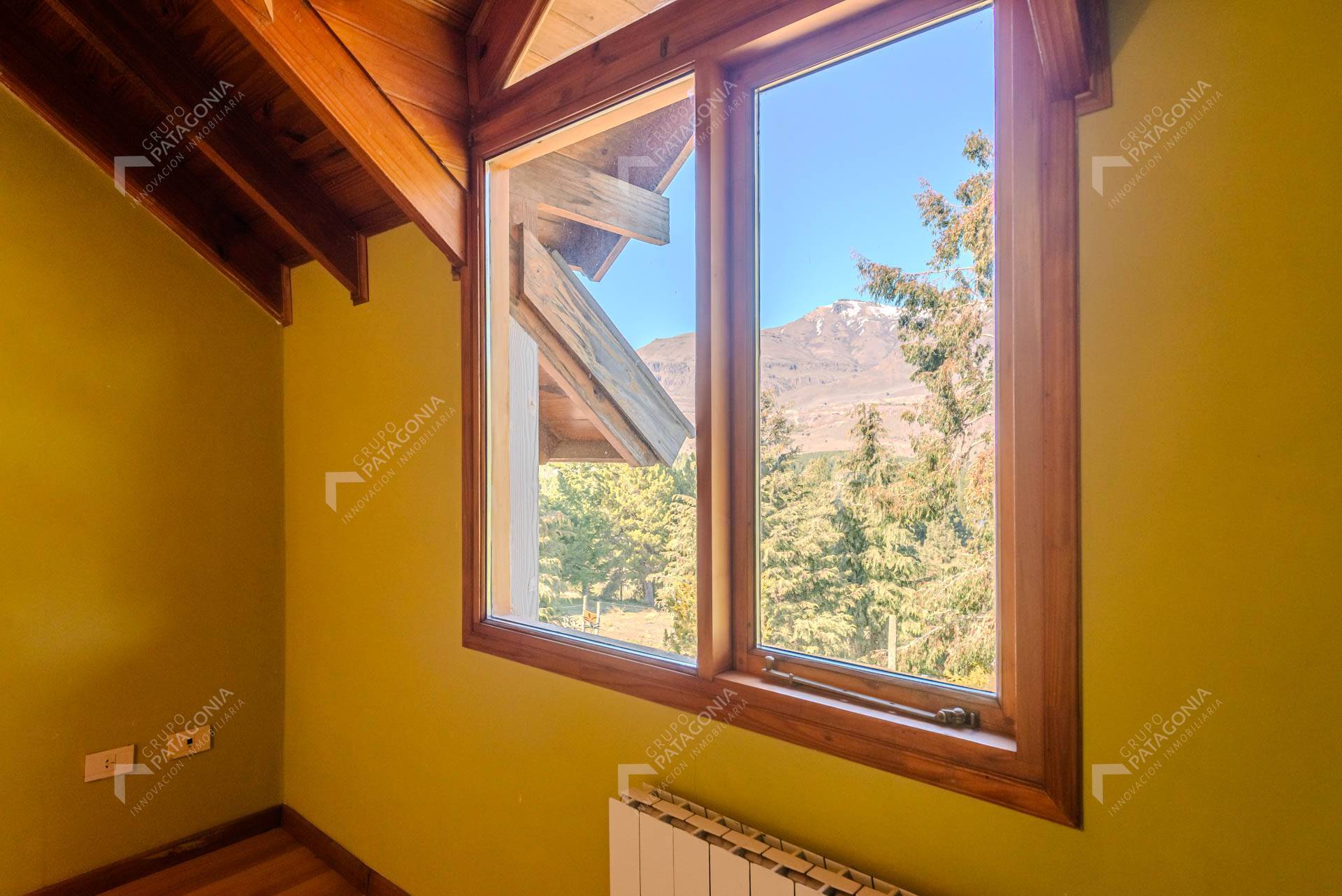 Casa En San Martín De Los Andes, Barrio Rucahue, Neuquén, Patagonia Argentina