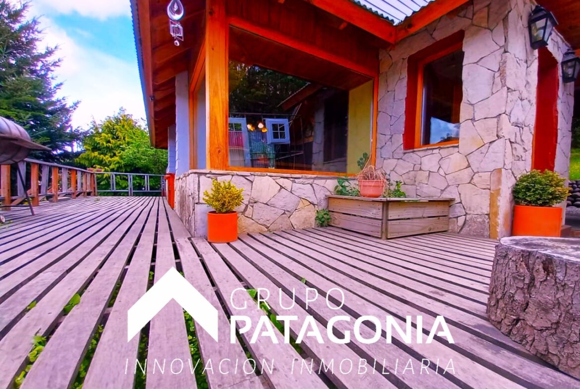 Casa En Venta En Barrio Rucahue, San Martín De Los Andes, Patagonia Argentina