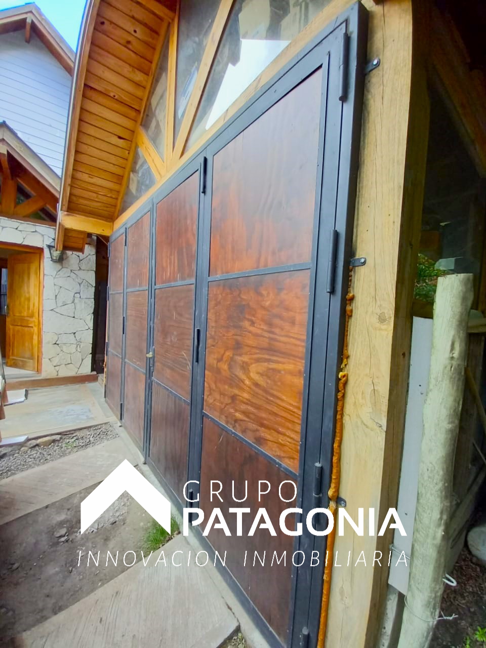 Casa En Venta En Barrio Rucahue, San Martín De Los Andes, Patagonia Argentina