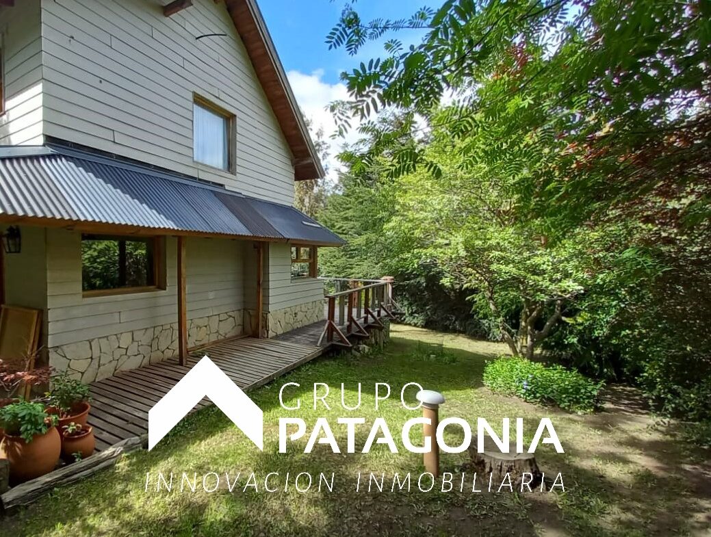 Casa En San Martín De Los Andes, Barrio Rucahue, Neuquén, Patagonia Argentina