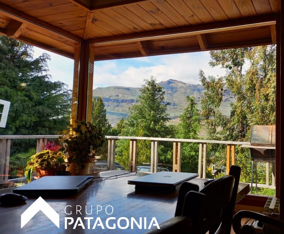 Casa En Venta En Barrio Rucahue, San Martín De Los Andes, Patagonia Argentina