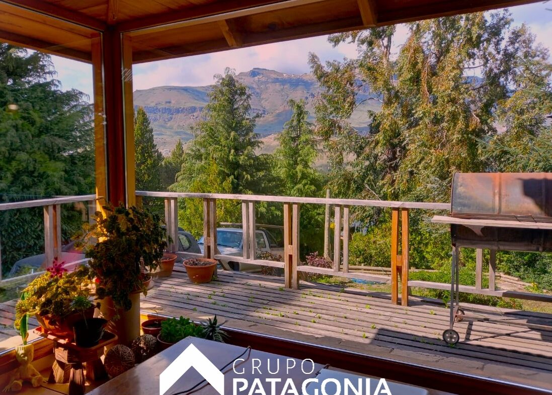 Casa En Venta En Barrio Rucahue, San Martín De Los Andes, Patagonia Argentina