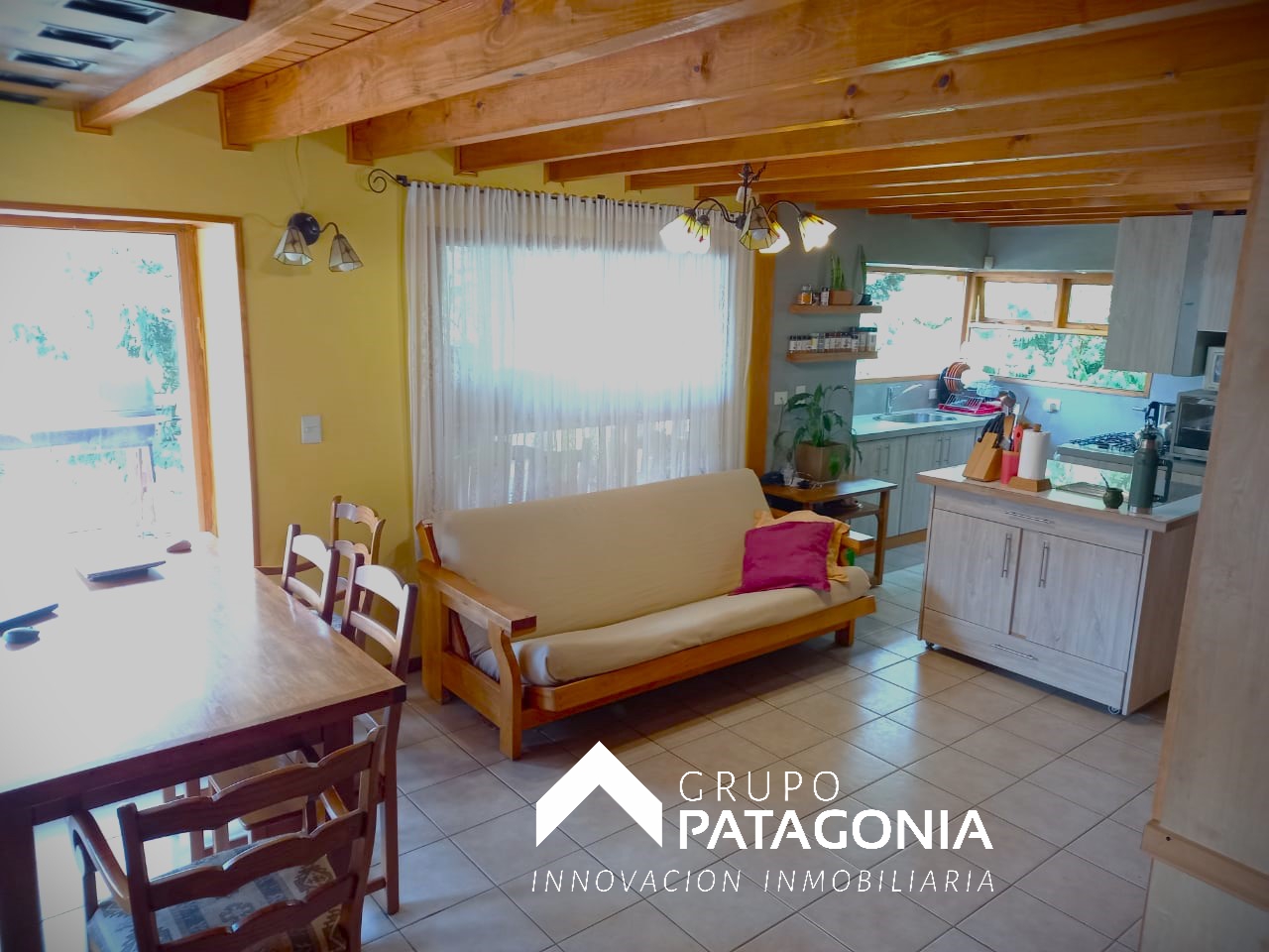 Casa En Venta En Barrio Rucahue, San Martín De Los Andes, Patagonia Argentina