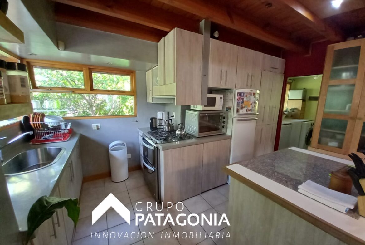 Casa En Venta En Barrio Rucahue, San Martín De Los Andes, Patagonia Argentina