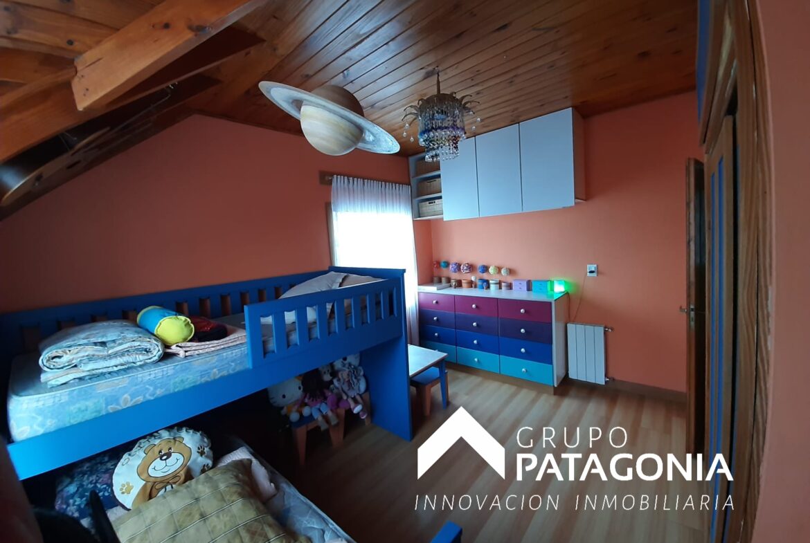 Casa En Venta En Barrio Rucahue, San Martín De Los Andes, Patagonia Argentina