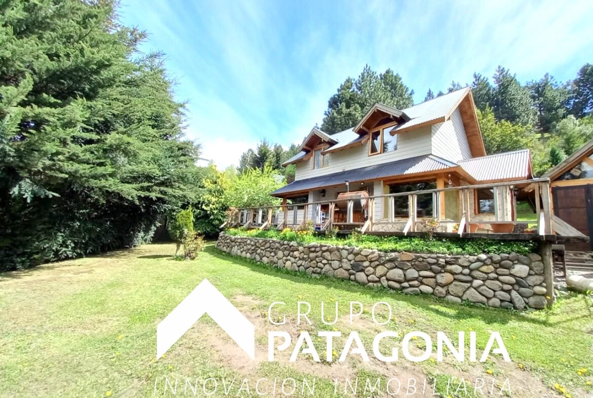 Casa En San Martín De Los Andes, Barrio Rucahue, Neuquén, Patagonia Argentina