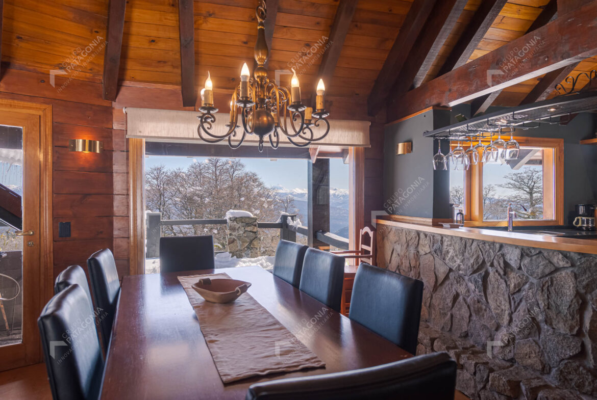 Casa En Venta En San Martín De Los Andes, Las Pendientes Ski Village, Neuquén, Patagonia Argentina