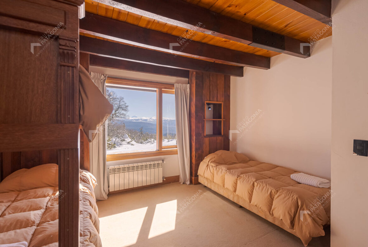 Casa En Venta En San Martín De Los Andes, Las Pendientes Ski Village, Neuquén, Patagonia Argentina