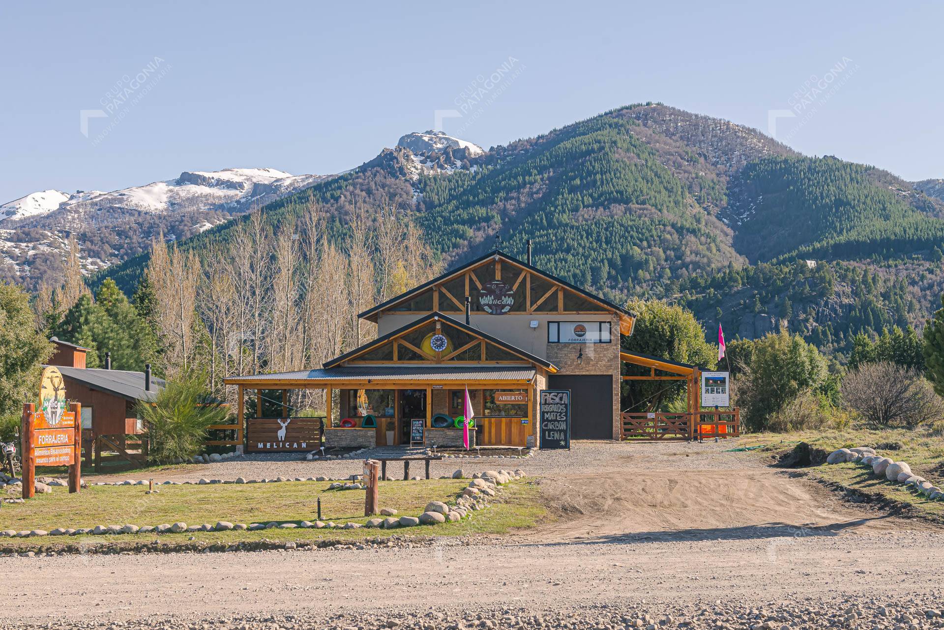 Complejo De Tiny Houses Premium Y Multirubro En Villa Lago Meliquina, San Martín De Los Andes, Patagonia Argentina