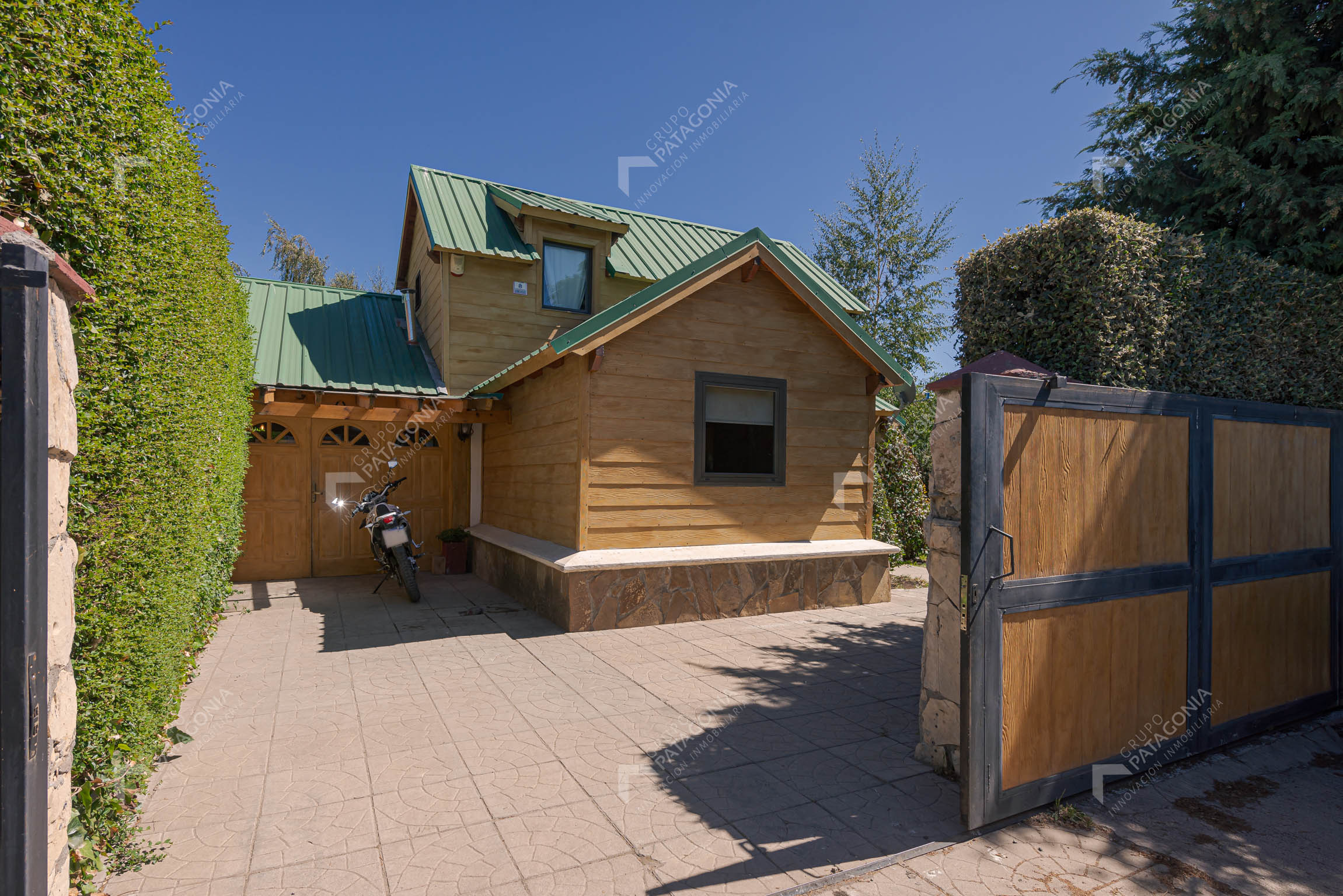 Casa En Venta En San Martín De Los Andes, Barrio Nahuilen, A Metros De La Nueva Clínica Chapelco, Neuquén, Patagonia Argentina