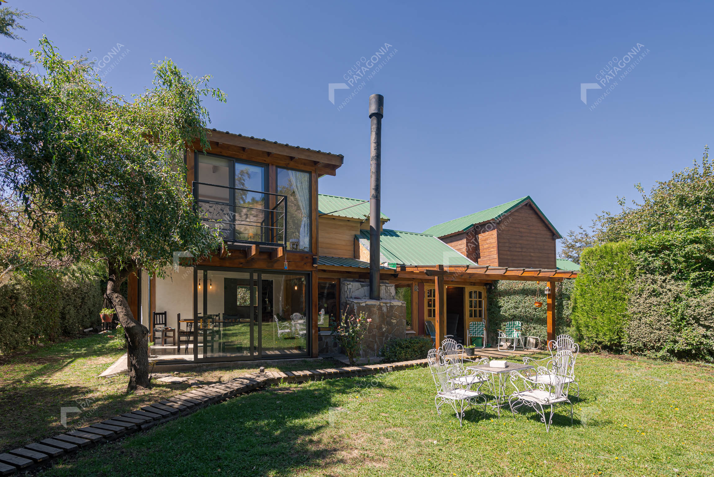 Casa En Venta En San Martín De Los Andes, Barrio Nahuilen, A Metros De La Nueva Clínica Chapelco, Neuquén, Patagonia Argentina