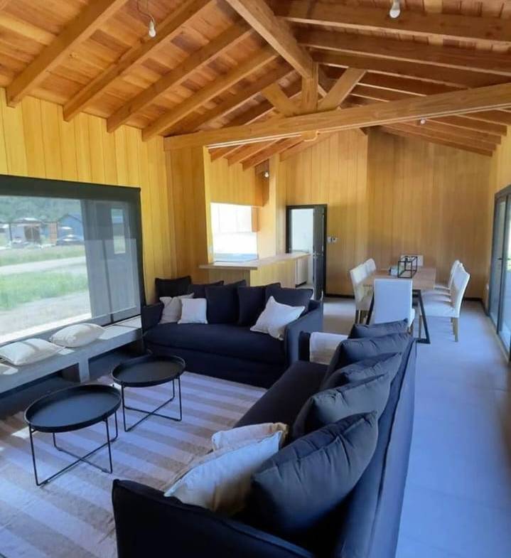 Casa De 4 Ambientes En Venta En San Martín De Los Andes, Barrio Cerrado Noregon -club De Campo-, Neuquén, Patagonia Argentina