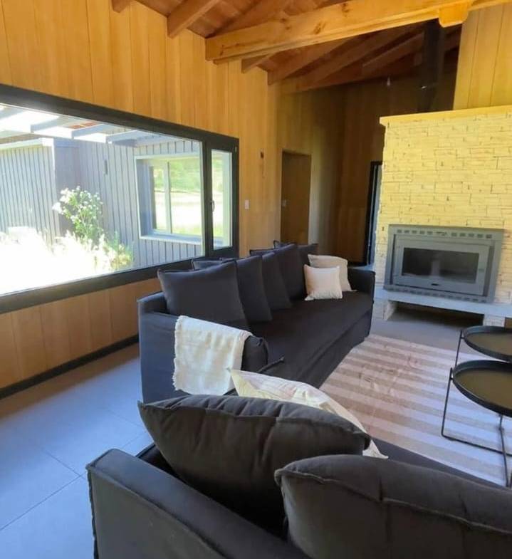 Casa De 4 Ambientes En Venta En San Martín De Los Andes, Barrio Cerrado Noregon -club De Campo-, Neuquén, Patagonia Argentina