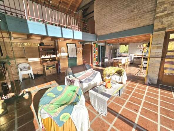 Casa De 4 Ambientes, 3 Dormitorios Y 2 Baños En Venta En Villa Lago Meliquina, San Martín De Los Andes, Neuquén, Patagonia Argentina / Ideal Para Vivir O Rentar Turísticamente !!!