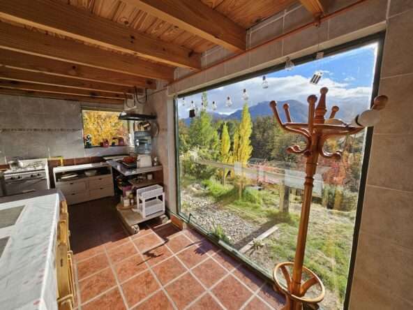 Casa De 4 Ambientes, 3 Dormitorios Y 2 Baños En Venta En Villa Lago Meliquina, San Martín De Los Andes, Neuquén, Patagonia Argentina / Ideal Para Vivir O Rentar Turísticamente !!!