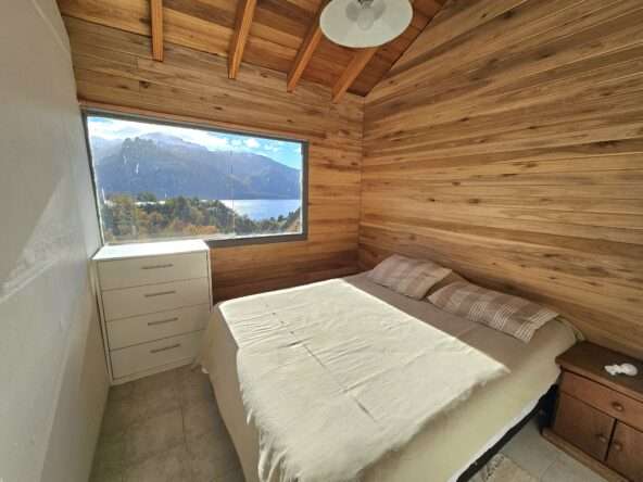 Casa De 4 Ambientes, 3 Dormitorios Y 2 Baños En Venta En Villa Lago Meliquina, San Martín De Los Andes, Neuquén, Patagonia Argentina / Ideal Para Vivir O Rentar Turísticamente !!!