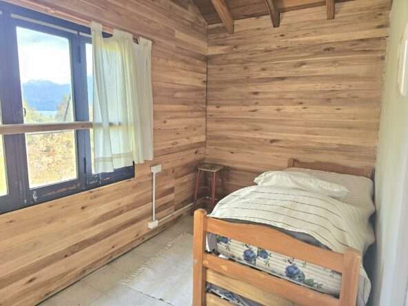 Casa De 4 Ambientes, 3 Dormitorios Y 2 Baños En Venta En Villa Lago Meliquina, San Martín De Los Andes, Neuquén, Patagonia Argentina / Ideal Para Vivir O Rentar Turísticamente !!!