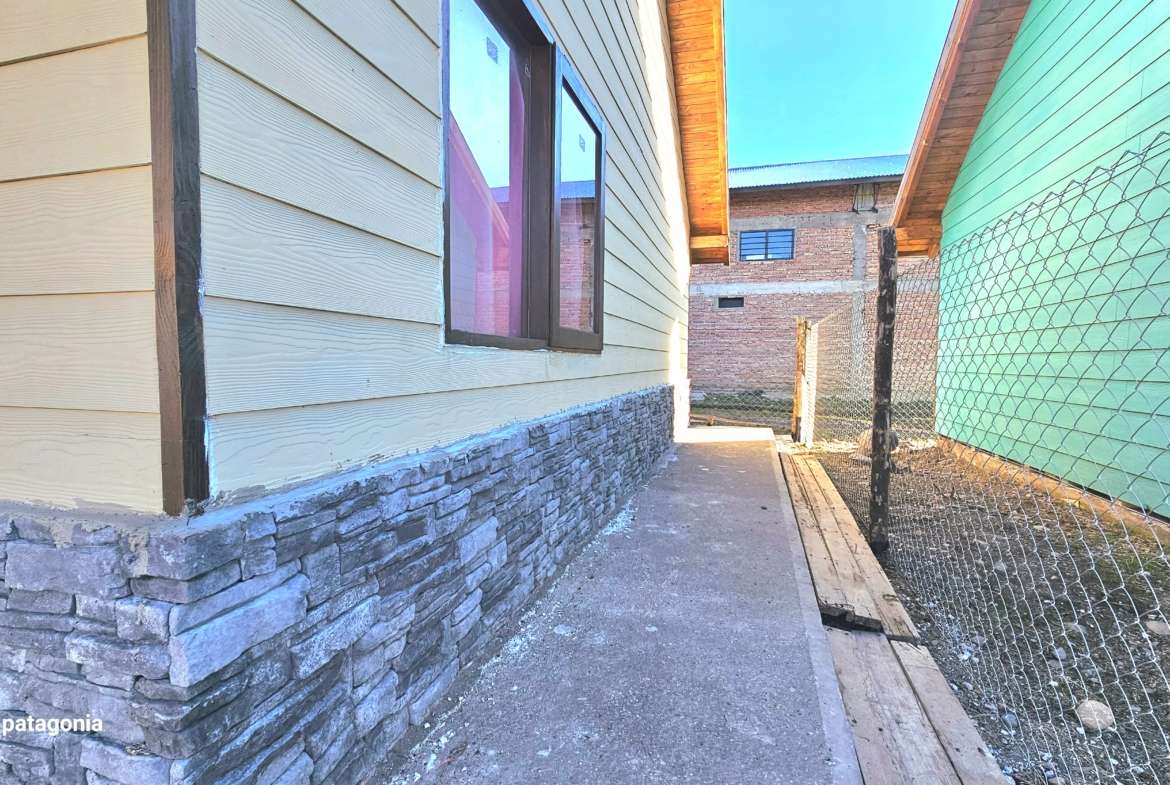 Casa De 2 Dormitorios En Venta En Barrio Valle Chapelco, San Martín De Los Andes, Patagonia Argentina