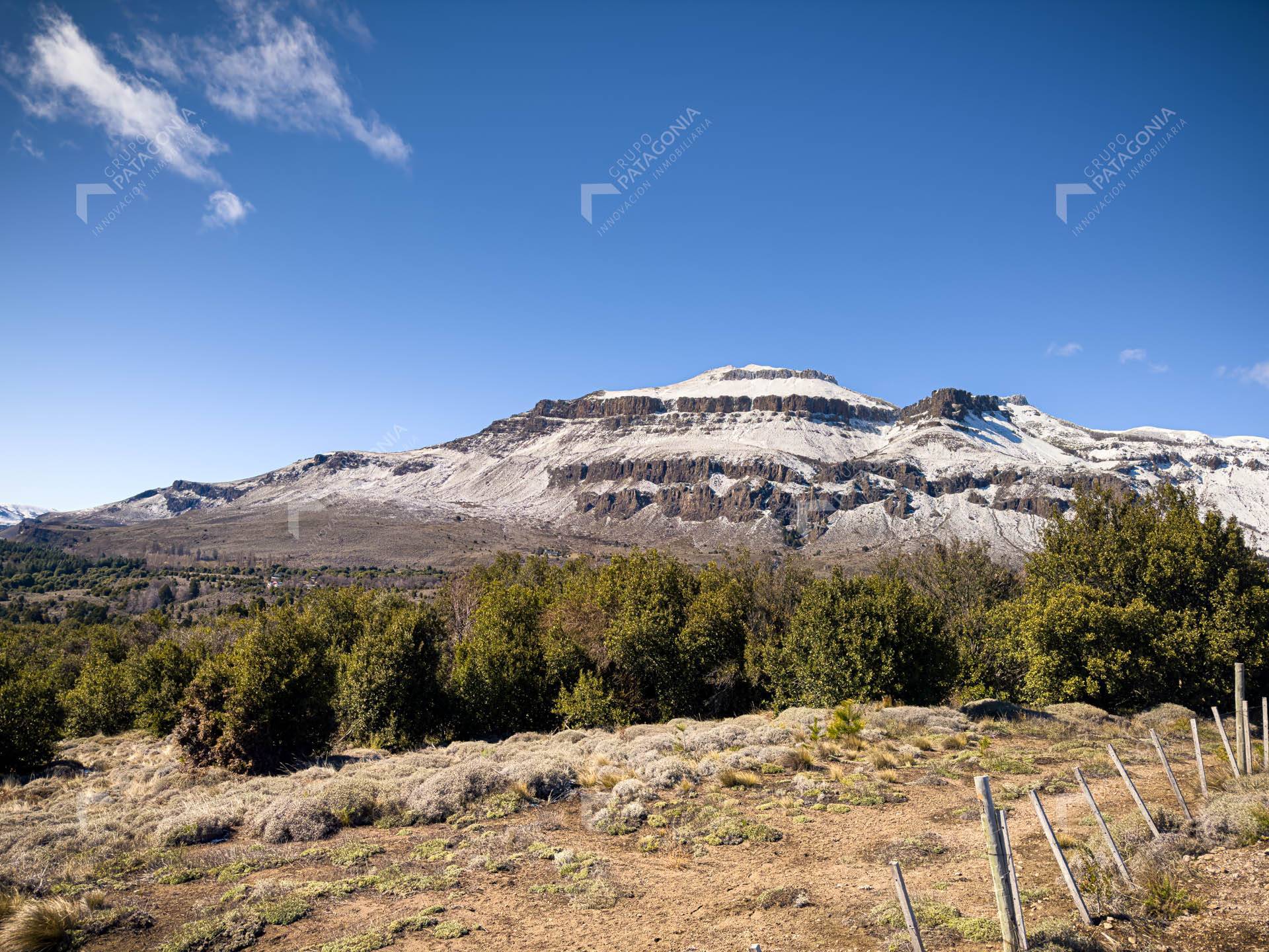 Lote Terreno De 2 Hectareas Con Todos Los Servicios En San Martin De Los Andes, Sobre Faldeos De Chapelco, Neuquen, Patagonia Argentina