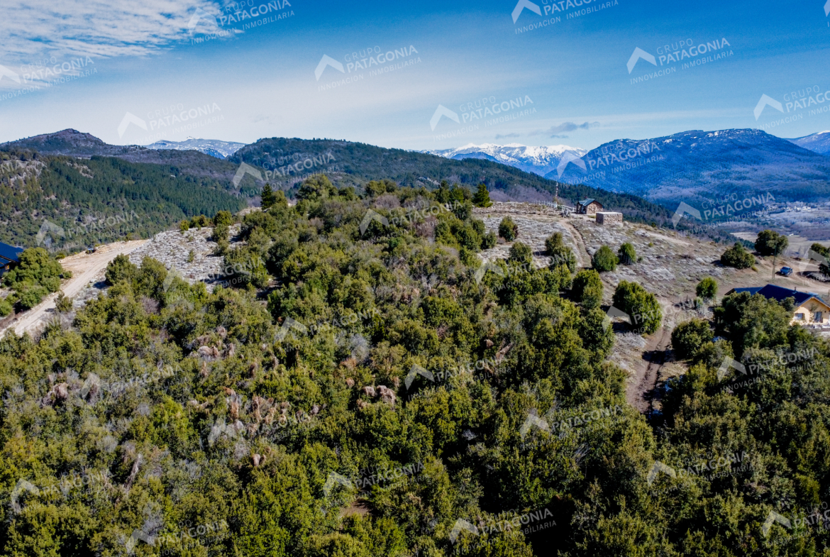 Lote Terreno De 2 Hectareas Con Todos Los Servicios En San Martin De Los Andes, Sobre Faldeos De Chapelco, Neuquen, Patagonia Argentina