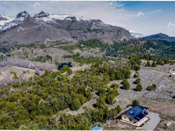 Lote Terreno De 2 Hectareas Con Todos Los Servicios En San Martin De Los Andes, Sobre Faldeos De Chapelco, Neuquen, Patagonia Argentina