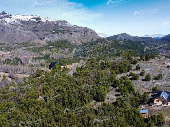 Lote Terreno De 2 Hectareas Con Todos Los Servicios En San Martin De Los Andes, Sobre Faldeos De Chapelco, Neuquen, Patagonia Argentina