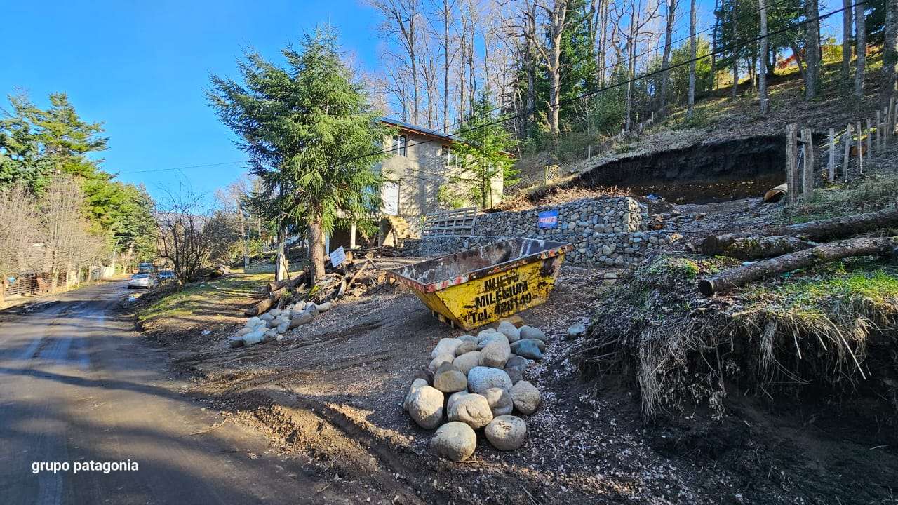 Lote En San Martín De Los Andes, Barrio Alihuen Alto, Sobre Calle Pasaje Del Atardecer, Neuquén, Patagonia Argentina