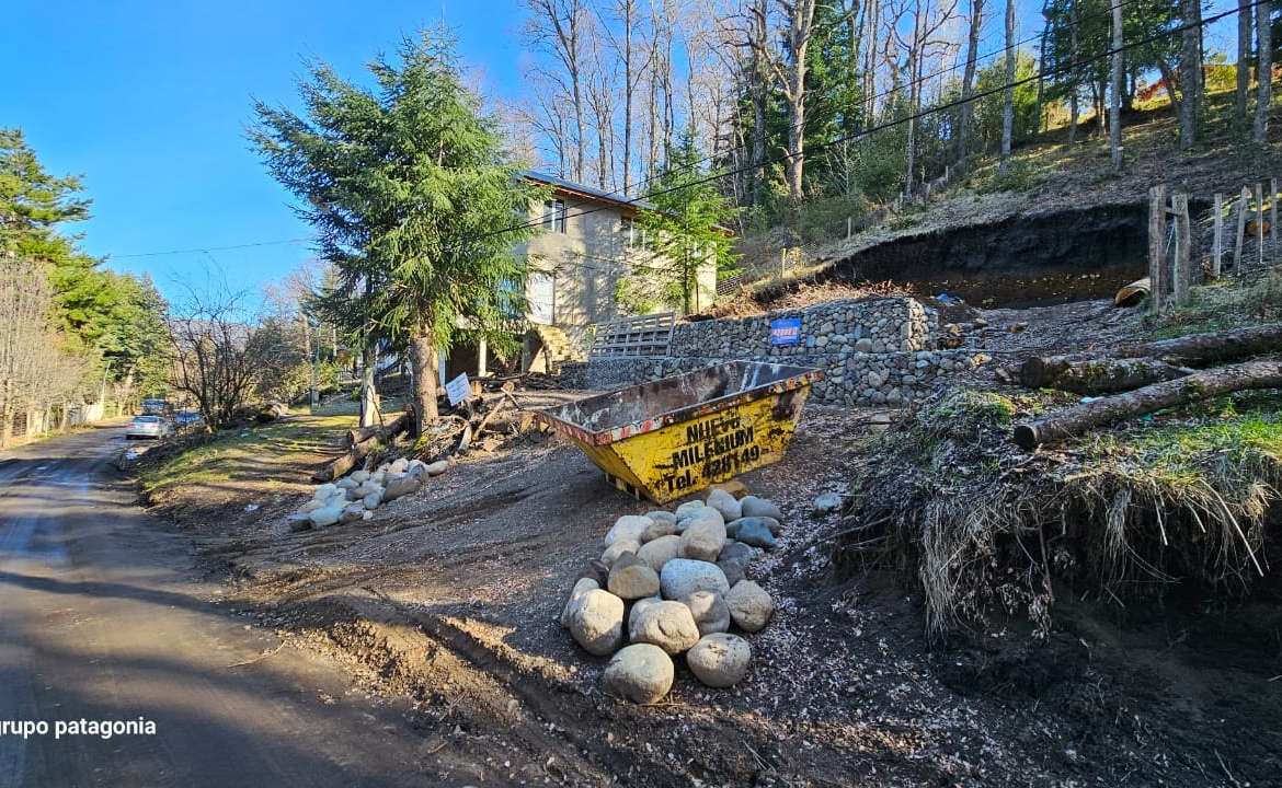 Lote En San Martín De Los Andes, Barrio Alihuen Alto, Sobre Calle Pasaje Del Atardecer, Neuquén, Patagonia Argentina