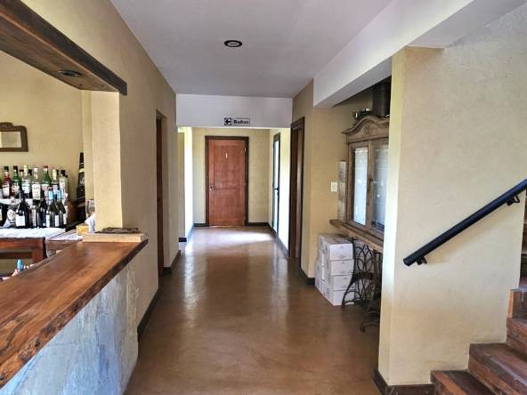 Hostería En Venta En Lago Lolog, San Martín De Los Andes, Neuquén, Patagonia Argentina