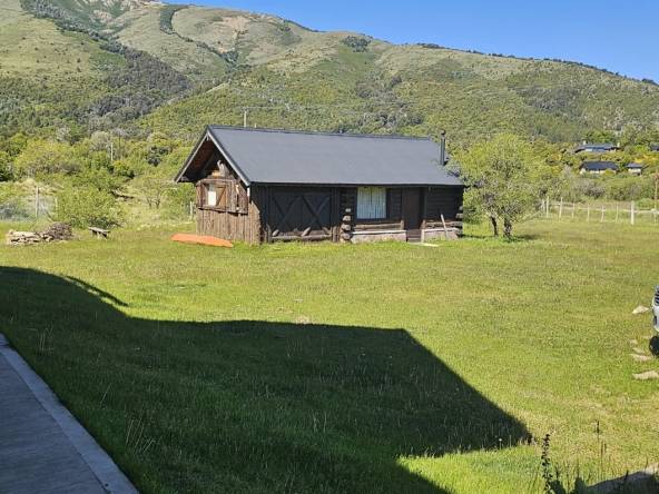 Hostería En Venta En Lago Lolog, San Martín De Los Andes, Neuquén, Patagonia Argentina