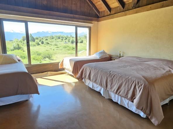 Hostería En Venta En Lago Lolog, San Martín De Los Andes, Neuquén, Patagonia Argentina