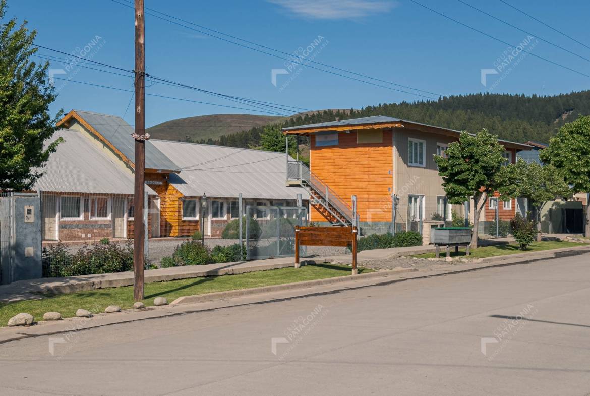 Complejo De Cabañas En Junín De Los Andes, Neuquén, Patagonia Argentina