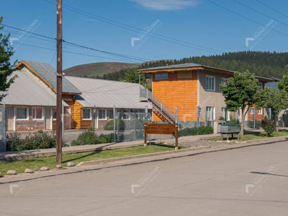 Complejo De Cabañas En Junín De Los Andes, Neuquén, Patagonia Argentina