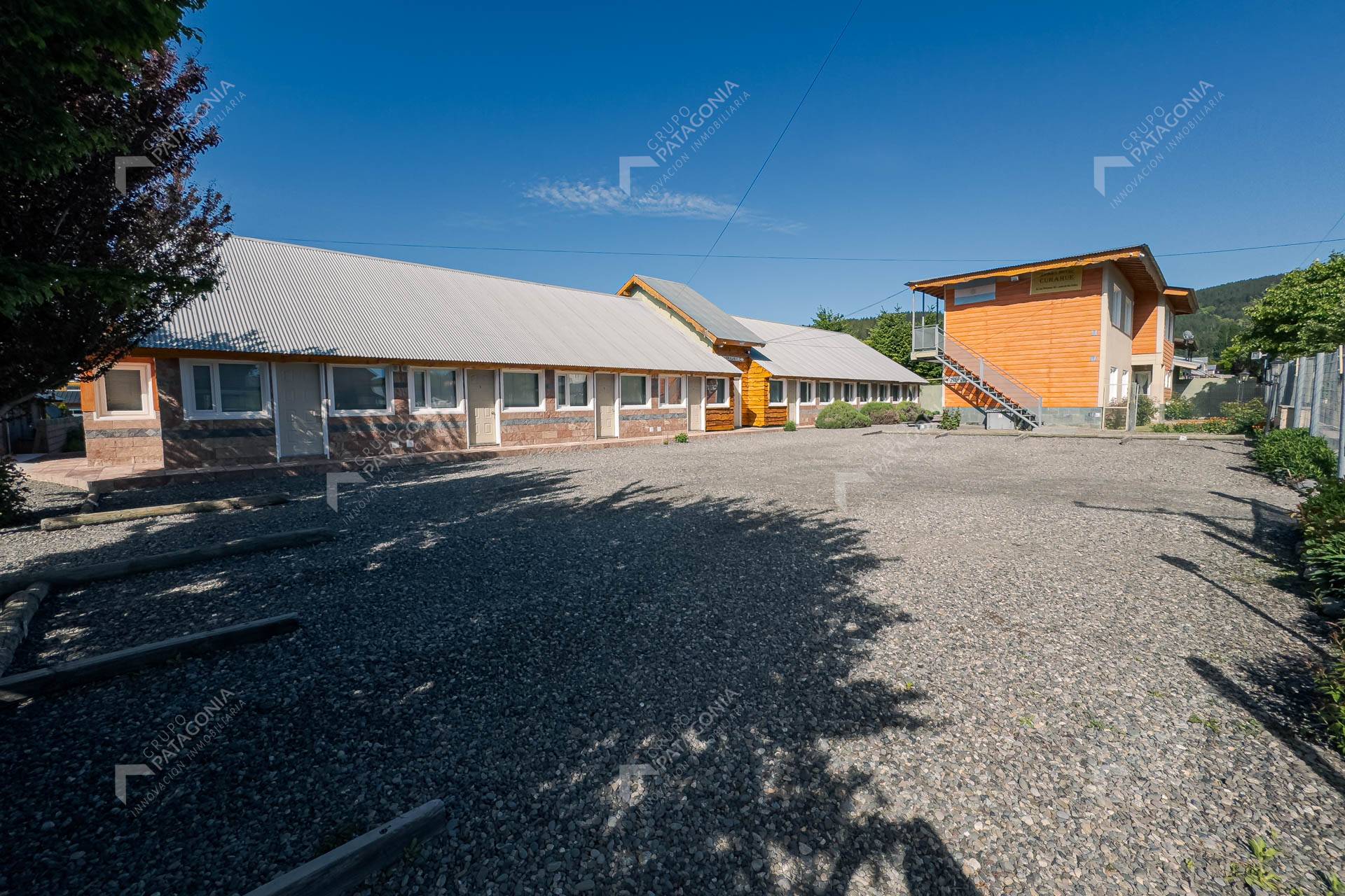 Complejo De Cabañas En Junín De Los Andes, Neuquén, Patagonia Argentina