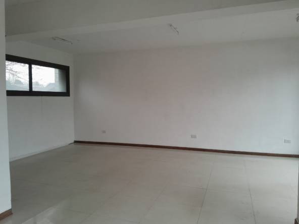 Local Comercial En San Martín De Los Andes, En Villa Vega San Martín, A 20 Metros De La Ruta 40, Neuquén, Patagonia Argentina