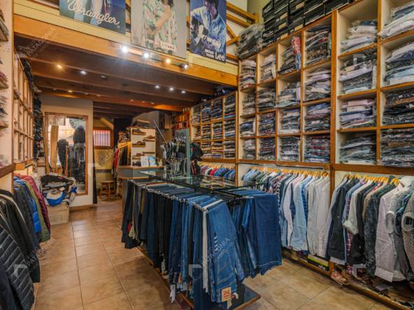 Fondo De Comercio Indumentaria Masculina En Venta En Pleno Centro De San Martín De Los Andes