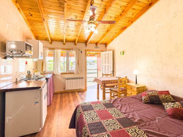 Complejo De 3 Monoambientes Y 1 Departamento/quincho En Venta En Junín De Los Andes, Patagonia Argentina