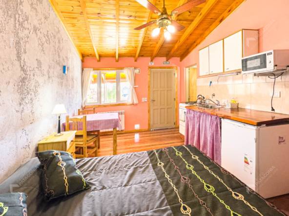 Complejo De 3 Monoambientes Y 1 Departamento/quincho En Venta En Junín De Los Andes, Patagonia Argentina