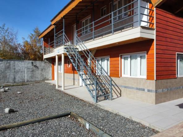 Complejo De 3 Monoambientes Y 1 Departamento/quincho En Venta En Junín De Los Andes, Patagonia Argentina