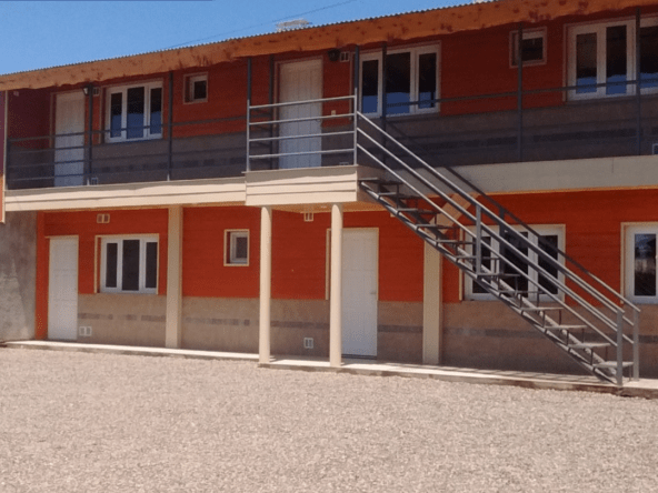 Complejo De 3 Monoambientes Y 1 Departamento/quincho En Venta En Junín De Los Andes, Patagonia Argentina