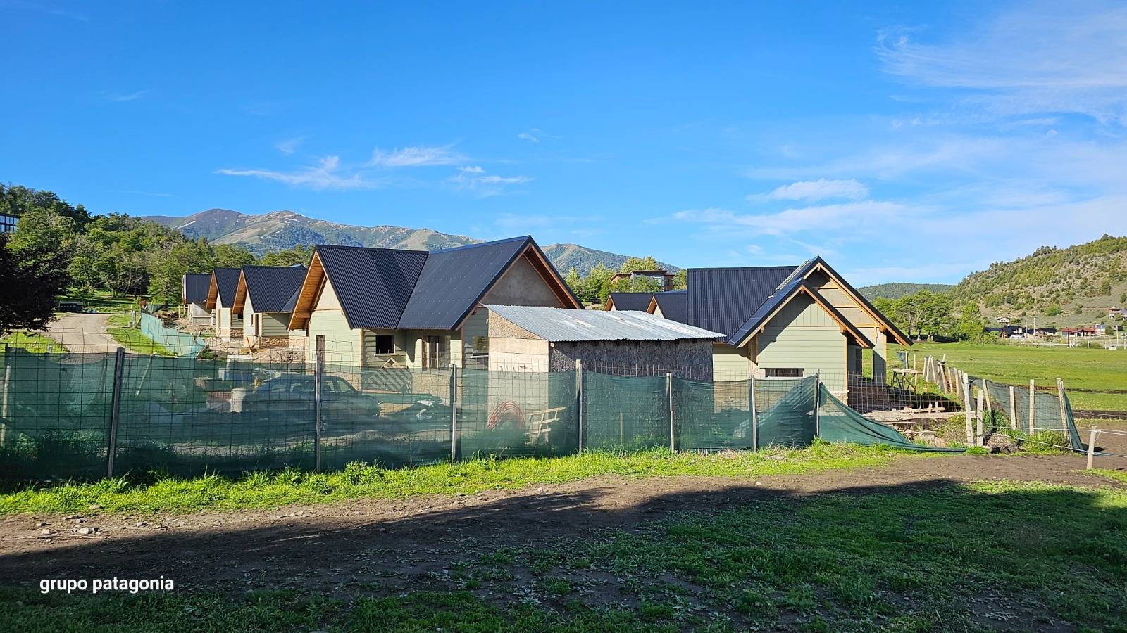 Cabañas En Venta En San Martín De Los Andes, Estancia Los Ñires -club De Campo-