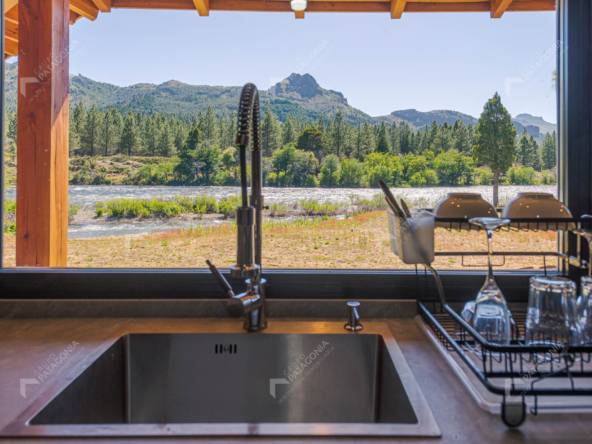 Casa En Venta En Orillas Del Caleufu, San Martín De Los Andes, Meliquina, Neuquén, Patagonia Argentina