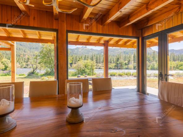 Casa En Venta En Orillas Del Caleufu, San Martín De Los Andes, Meliquina, Neuquén, Patagonia Argentina