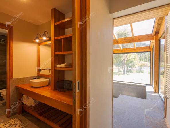 Casa En Venta En Orillas Del Caleufu, San Martín De Los Andes, Meliquina, Neuquén, Patagonia Argentina