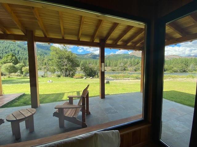 Casa En Venta En Orillas Del Caleufu, San Martín De Los Andes, Meliquina, Neuquén, Patagonia Argentina