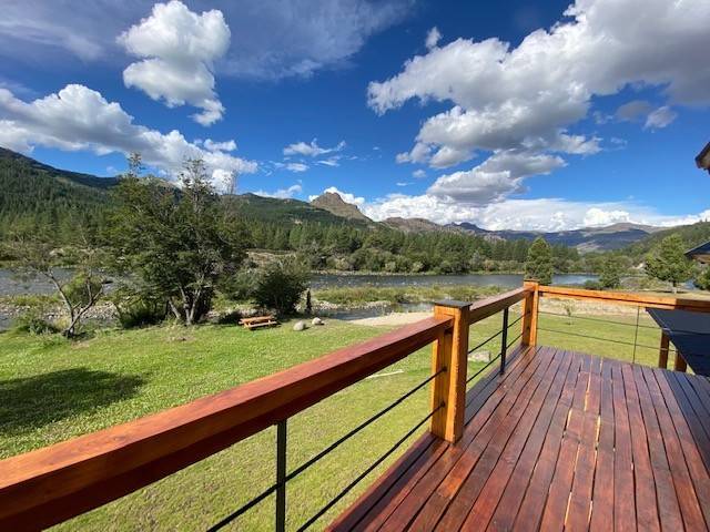 Casa En Venta En Orillas Del Caleufu, San Martín De Los Andes, Meliquina, Neuquén, Patagonia Argentina