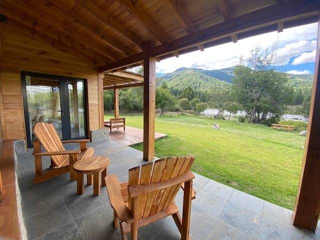 Casa En Venta En Orillas Del Caleufu, San Martín De Los Andes, Meliquina, Neuquén, Patagonia Argentina