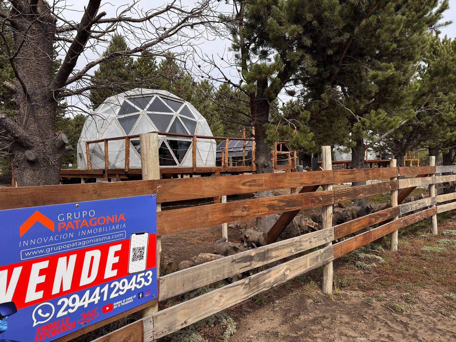 Complejo Turístico Venta Villa Lago Meliquina, San Martín De Los Andes, Patagonia Argentina